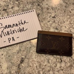 💯💯 Authentic Louis Vuitton Card Holder